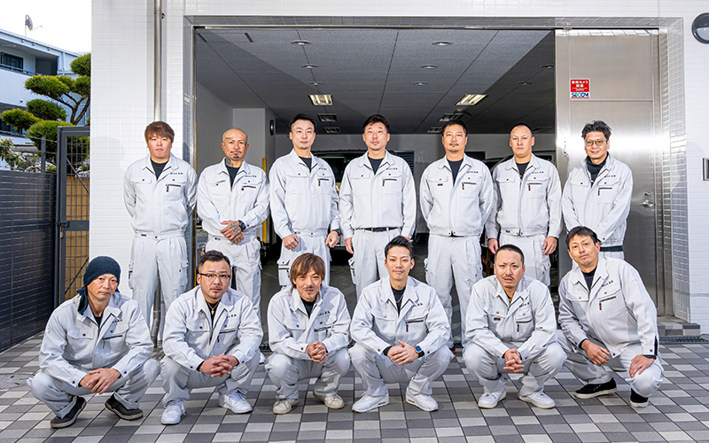 仲間と支え合う温かい職場